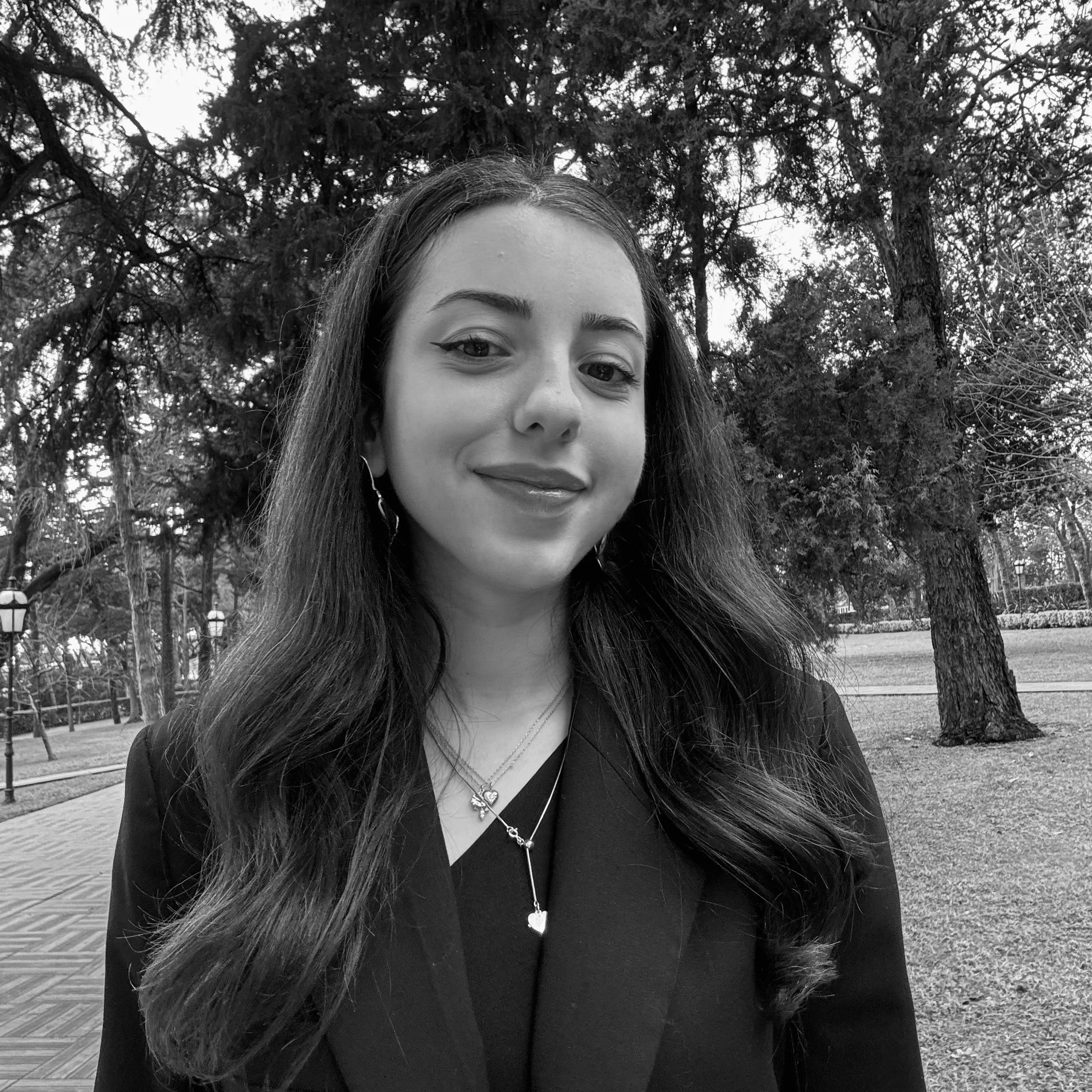 /Melike%20Şengül