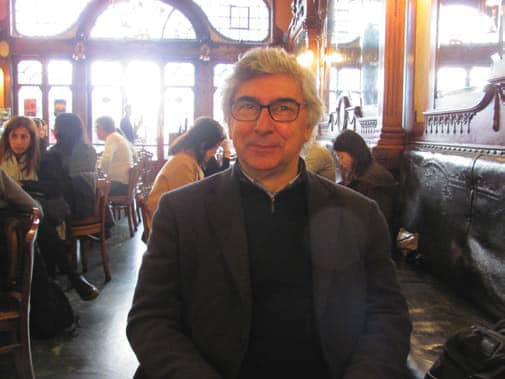 Paulo P. relaxes in a café in Porto (2018)